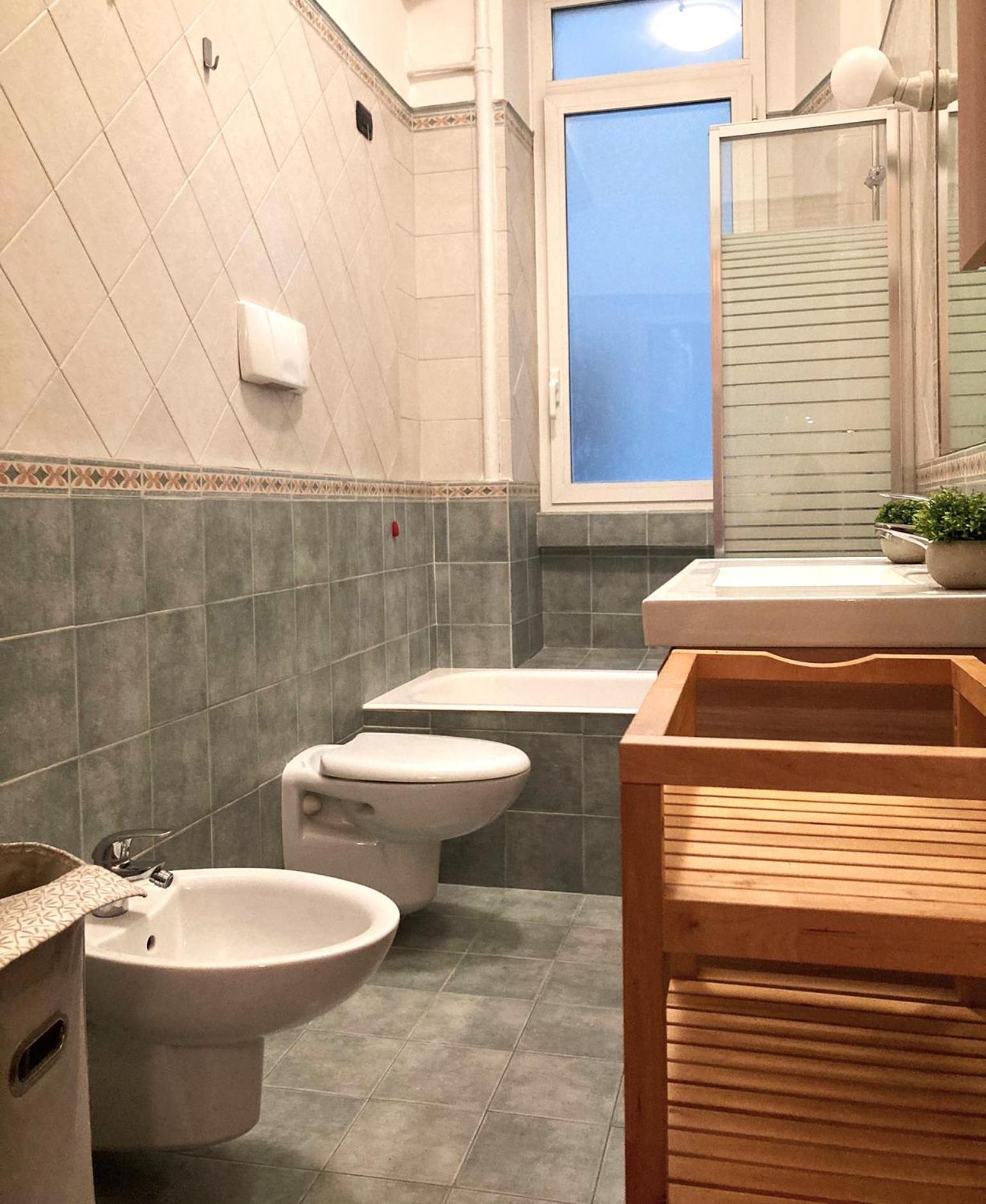 Monviso 35 , Cozy Apartment Milan Luaran gambar